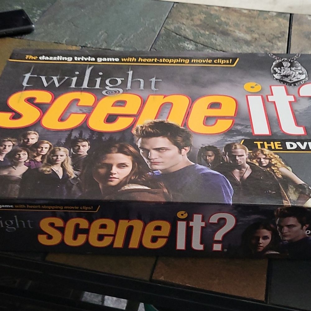 Twilight Scene It?